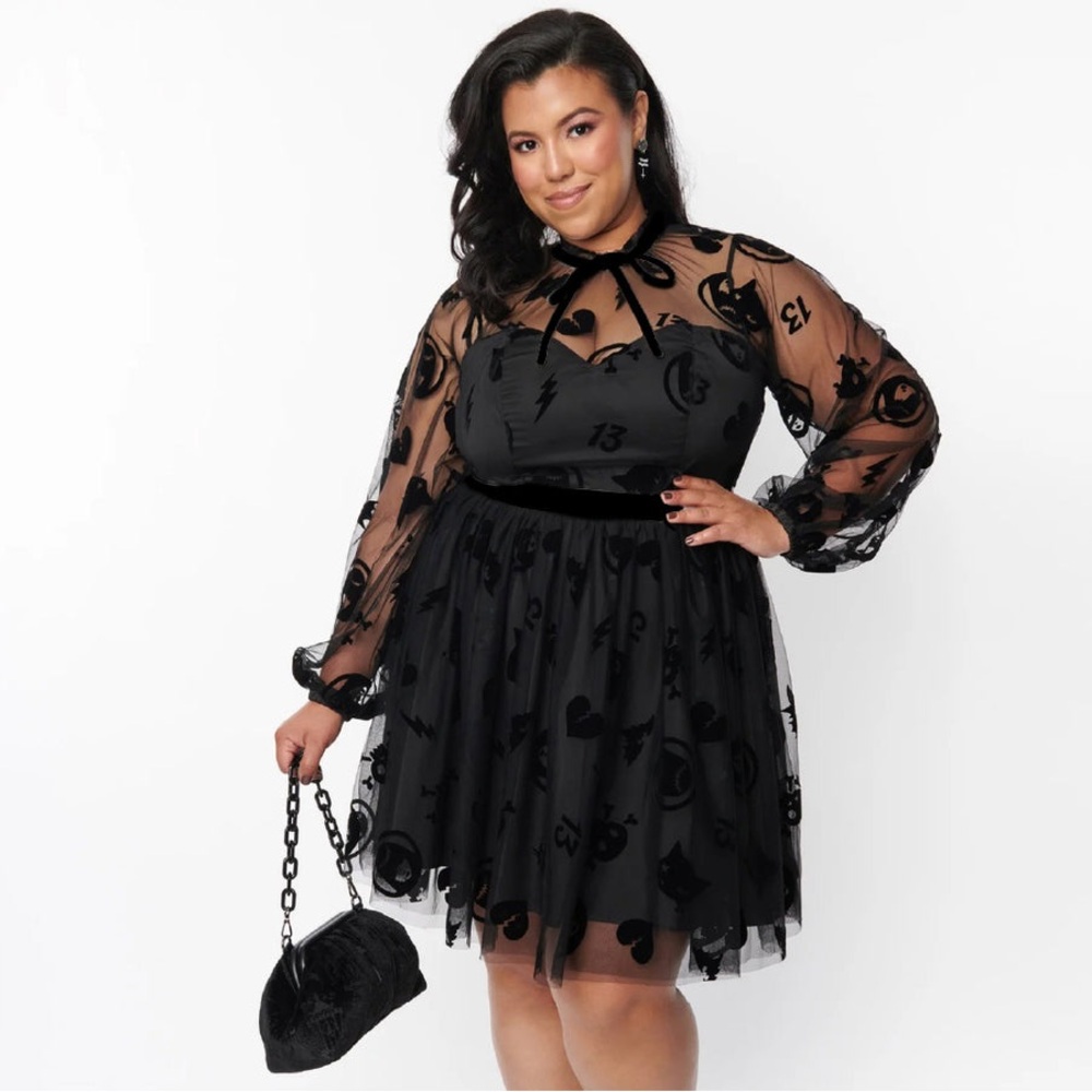 EMILY THE STRANGE Flocked Mesh Fit And Flare Dress Collared Long Sleeve Black M